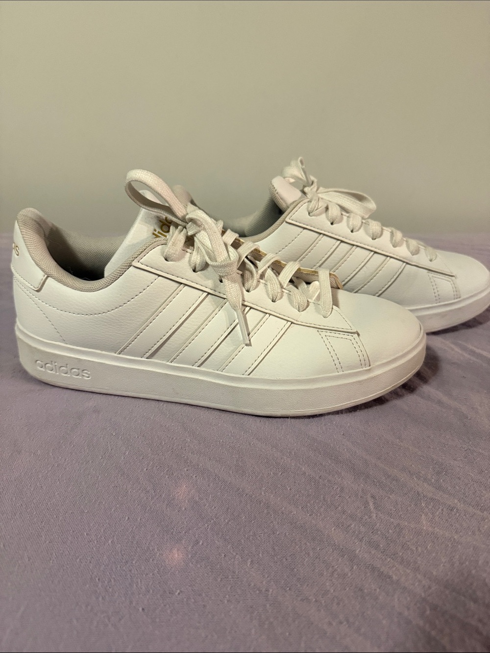 adidas Men’s White Low-Top Leather Sneakers